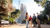 Barcelona Full Day: Sagrada Familia and the 3 Gaudí Houses