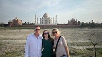  All Inclusive Taj Mahal, Agra Fort and Baby Taj Tour From Delhi 