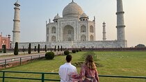 All Inclusive Private Taj Mahal & Agra Tour from Delhi by Car