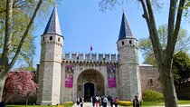 Topkapı Palace with Harem & Blue Mosque Guided Tour