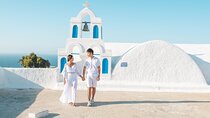 Santorini Photoshoot With Private Personal Photographer