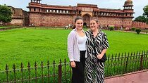 Full Day Taj Mahal Tour With Lunch From Delhi