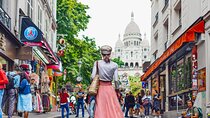 Montmartre Paris Walking Tour with Audioguide on Your Smartphone