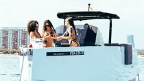 Private Motor Boat Experience in Barcelona