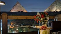 Great Pyramid Inn Dinner With Pyramids View