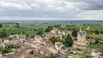 Full-day Saint-Emilion: Village, Undergrounds and Châteaux
