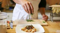 Create Tagliatelle, Gnocchi and Panna Cotta in Florence