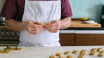 Tortelloni and Tagliatelle Cooking Class in Bologna + Wine