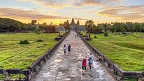 Full Day Tour Angkor Wat Sunrise and Siem Reap Temples