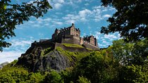 Discover Edinburgh's Photogenic Spots with a Local