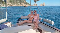 Private Boat Tour of Capri with stop in Nerano for lunch