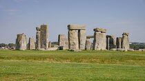 Southampton Private Cruise Transfer from London via Stonehenge. 