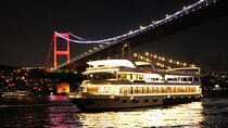 Luxurious Dinner Cruise in Istanbul Bosphorus