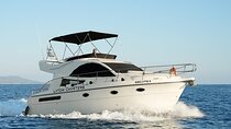 Luxury Rodman 38 Flybridge Private Yacht Charter to Blue Lagoon