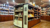 Guided Tour to Don Lucas Cigars Factory and Souvenirs Store