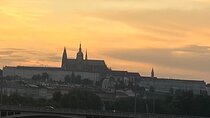 Walk Tour Prague Castle by Czechoslovak 3€ + Tip, kids free