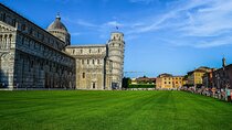 Private Pisa Discovery Walking Tour with Leaning Tower Access