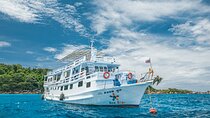 Liveaboard Snorkeling Similan 2 Days 1 Night from Khao Lak 