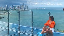 Crystal Viewpoint in Panama City