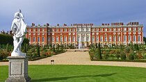 London and Hampton Court Palace Private Tour with Admission