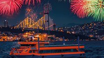 Istanbul New Year's Eve Dinner Cruise With Fireworks Shows 2026