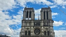 Notre Dame Outdoor Walking Tour and Entrance to Sainte Chapelle