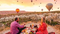Cappadocia Sunrise Breakfast With Hot Air Balloons