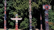 Stanley Park to Totem Poles: Vancouver’s Scenic Private Walk