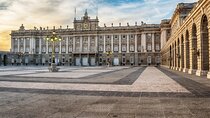 Madrid: Skip-the-Line Royal Palace Guided Tour