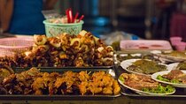 Phnom Penh Food Tour By Night With Hotel Pickup
