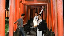 Fushimi Inari Private Night Tour History Learning and Hiking