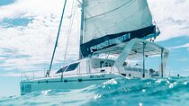 Full-Day Luxurious Catamaran Adventure - Cancún to Isla Mujeres