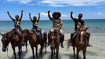 Horseback ride Dunn’s River and Blue hole with transport included