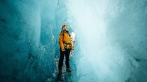 Private 2-Day Glacier Lagoon, Ice Cave and Northern Lights