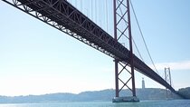 Lisbon PRIVATE Boat Tour With Wine Included