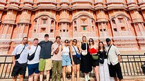 Jaipur Private Sightseeing Tour with Car and Guide