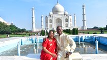 From Delhi: Taj Mahal & and Agra Private Day Tour With Transfers