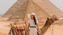 Private Half-Day Guided Tour to Giza pyramids and Sphinx with female guide