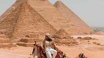 Cairo Private Layover Tour to Giza Pyramids and Sphinx