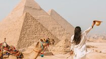 Private Tour Giza Pyramids, Egyptian Museum and local Bazaar from Giza or Cairo