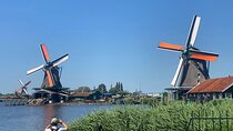Private Tour to Giethoorn, Zaanse Schans and Windmills