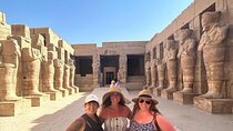 8-Hours Private-Full Day East and West Bank Tour of Luxor with Lunch