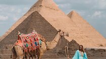 Giza Pyramids, Sakkara Pyramid, Memphis Old City with Private Expert Guide