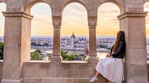 PRIVATE GUIDED Budapest walking tour with coffee break in 120 min