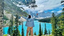 Calgary/Canmore/Banff: Moraine Lake & Lake Louise Return Shuttle