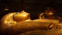 Private Tour: Discover Giza Pyramids, Sphinx & Egyptian Museum