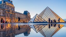 Louvre Museum Guided Tour Options with Entry Ticket