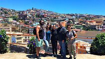 Walking Tour at Valparaiso and Viña with Lunch Starts in Santiago
