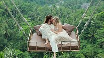 Best Instagrammable: Swing in Bali