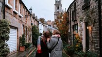 Elegant Professional Private Photoshoot Tour in Edinburgh